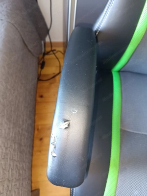 Gaming Stuhl - leichte Gebrauchsspuren Bild 2