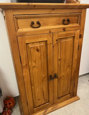 Möbel aus Pinienholz Massivholz Bild 2