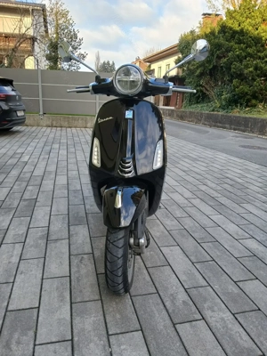 Vespa Primavera 50ccm 4T Bild 2