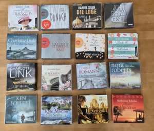 Hörbücher in unterschiedlichen Sets (z. B. ab 2,14 pro Stück)