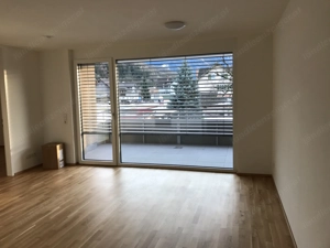 Schöne Kleinwohnung in Kleinwohnanlage in zentraler Lage Bild 3