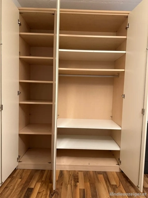Kleiderschrank Bild 5