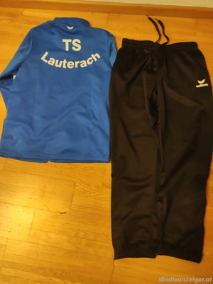 Sportanzug  Gr. 140 Bild 2