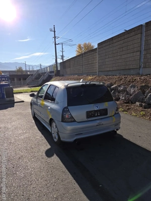 Clio 16v Sport Bild 2