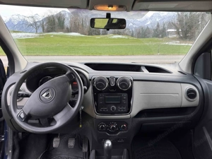 Dacia Dokker Lauréate 1,6 MPI 85 Kombi   Family Van Bild 4