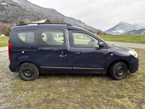 Dacia Dokker Lauréate 1,6 MPI 85 Kombi   Family Van Bild 2