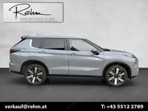 Mitsubishi Outlander Bild 4