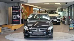 Mercedes-Benz B 180 Bild 2