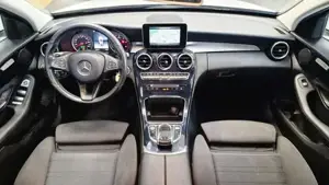 Mercedes-Benz C 200 Bild 13