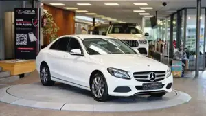 Mercedes-Benz C 200 Bild 3