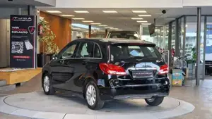 Mercedes-Benz B 180 Bild 6