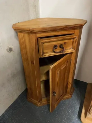 Kasten, Kommode, Eckkasten aus Pinienholz Massivholz Bild 3