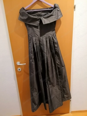 Ballsaison! Schönes, bodenlanges Ballkleid. Nie getragen, neu. 