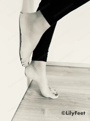 Ästhetische - Erotische Fußbilder und Videos