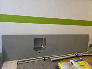 Edelstahl Platte mit Waschbecken