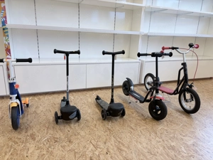 Diverse Roller - Neuware