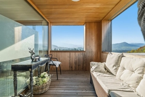 Traumhafte und sonnige Dachgeschosswohnung! Bild 4