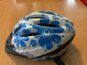 Fahrradhelm, KED, Mädel, Größe M (52-58 cm), mit Lüftungsschlitzen, 280 Gramm Bild 2