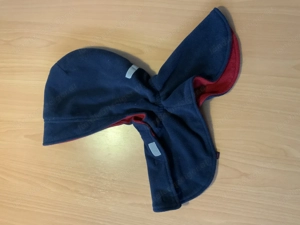Mütze zum Wenden mit integriertem Schal, blau rot mit Reflexionsstreifen und Klettverschlüssen Bild 2