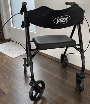 Neuwertiger Rollator Klappbar für den Kofferraum und Leicht mit Sitz -Schmal für Wohnung Bild 2
