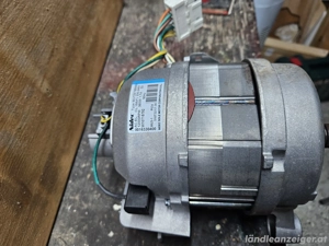 Bauknecht Waschmaschinenmotor Bild 2
