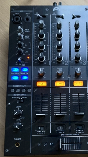 Pioneer DJM 800 Bild 3
