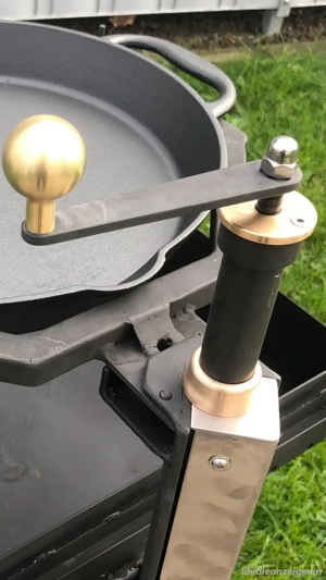 Holzkohlengrill - Meisterstück Bild 3