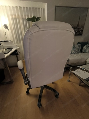 Verkaufe bequemen Bürodrehstuhl Bild 5