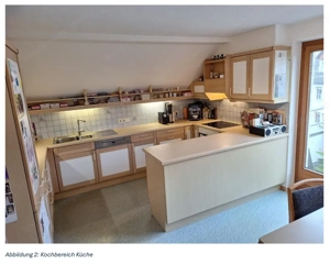 Attraktive 3-Zimmer-Dachgeschosswohnung mit zwei Balkonen, TG-Platz & Blick zur Basilika Bild 2