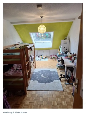 Attraktive 3-Zimmer-Dachgeschosswohnung mit zwei Balkonen, TG-Platz & Blick zur Basilika Bild 5