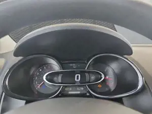 Renault Clio Bild 15