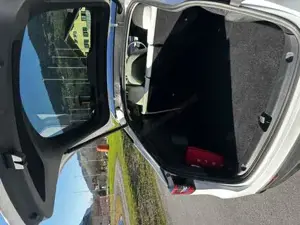 Tesla Model Y Bild 3