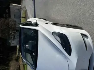 Tesla Model Y Bild 1