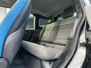 BMW i3s 120Ah // Rückfahrkamera // Glasdach elektr. // Sitzheizung // Komfortzugang Bild 11