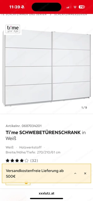 Kleiderschrank Maße steht auf dem Foto