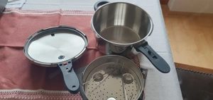 WMF Perfect One Pot Schnellkochtopf mit Dampfgareinsatz, 22 cm, 4,5 Liter Bild 2