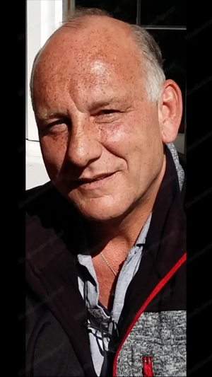 Suche nette und Bodenständige Gefährtin