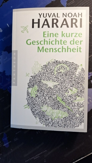 Eine kurze Geschichte der Menschheit (Yuval Noah Harari, 525 Seiten)