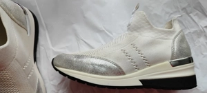 Textilschuhe Kate Gray, Farbe weiß-silber, Größe 36, zu verschenken