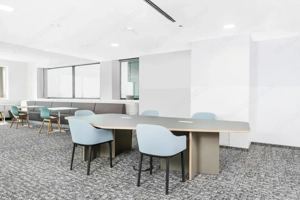 An Ihre Bedürfnisse angepasste Arbeitsplatzlösungen erwarten Sie in Regus Millennium Tower Bild 3