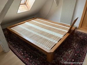 Massivholzbett mit Samina-Lamellenrosten Bild 2