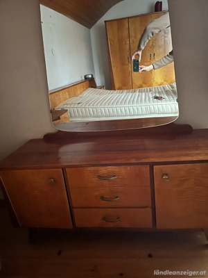 vintage Komode mit Spiegel Bild 2