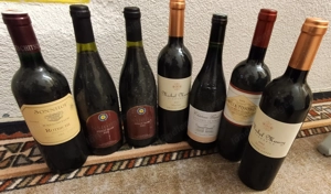 Versch. Weine rot 7 Flaschen Jg. 2001 - 2007