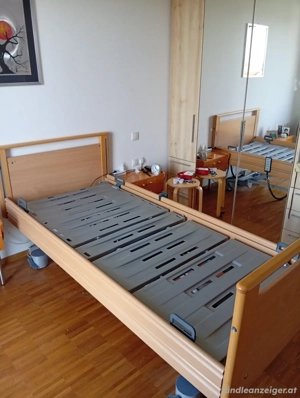 Krankenbett der Firma Feuerstein und Klocker GmbH Humantechnik Bild 6