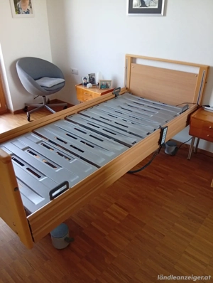 Krankenbett der Firma Feuerstein und Klocker GmbH Humantechnik Bild 7