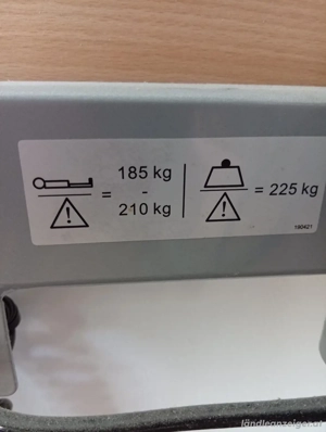 Krankenbett der Firma Feuerstein und Klocker GmbH Humantechnik Bild 3