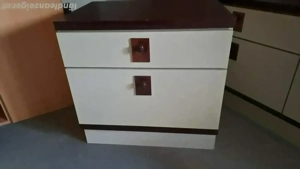 5türiger Kasten, Kommode, 2 Nachtkästchen Bild 3