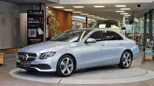 Mercedes-Benz E 220 Bild 4