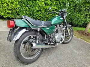 Kawasaki Z750 Twin Bild 3