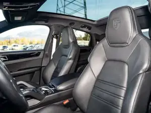 Porsche Cayenne Bild 11